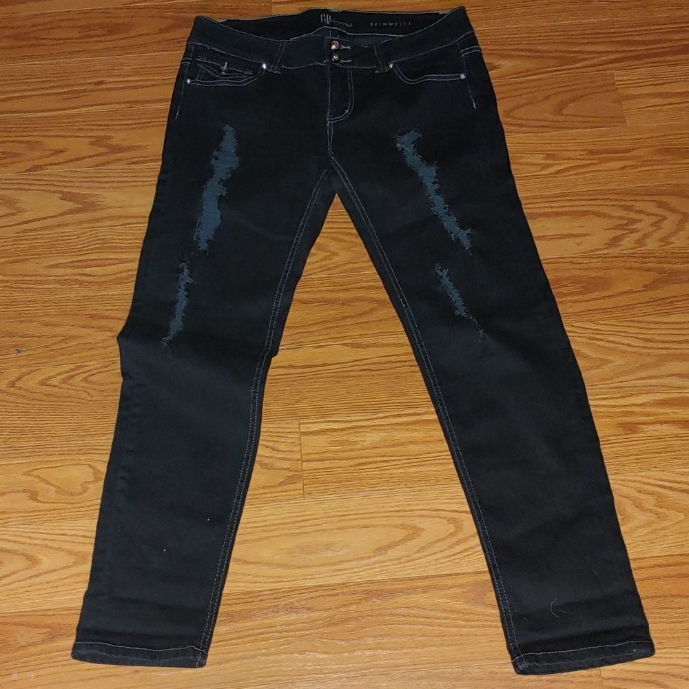 CP Celebrity Pink black distressed skinny jeans